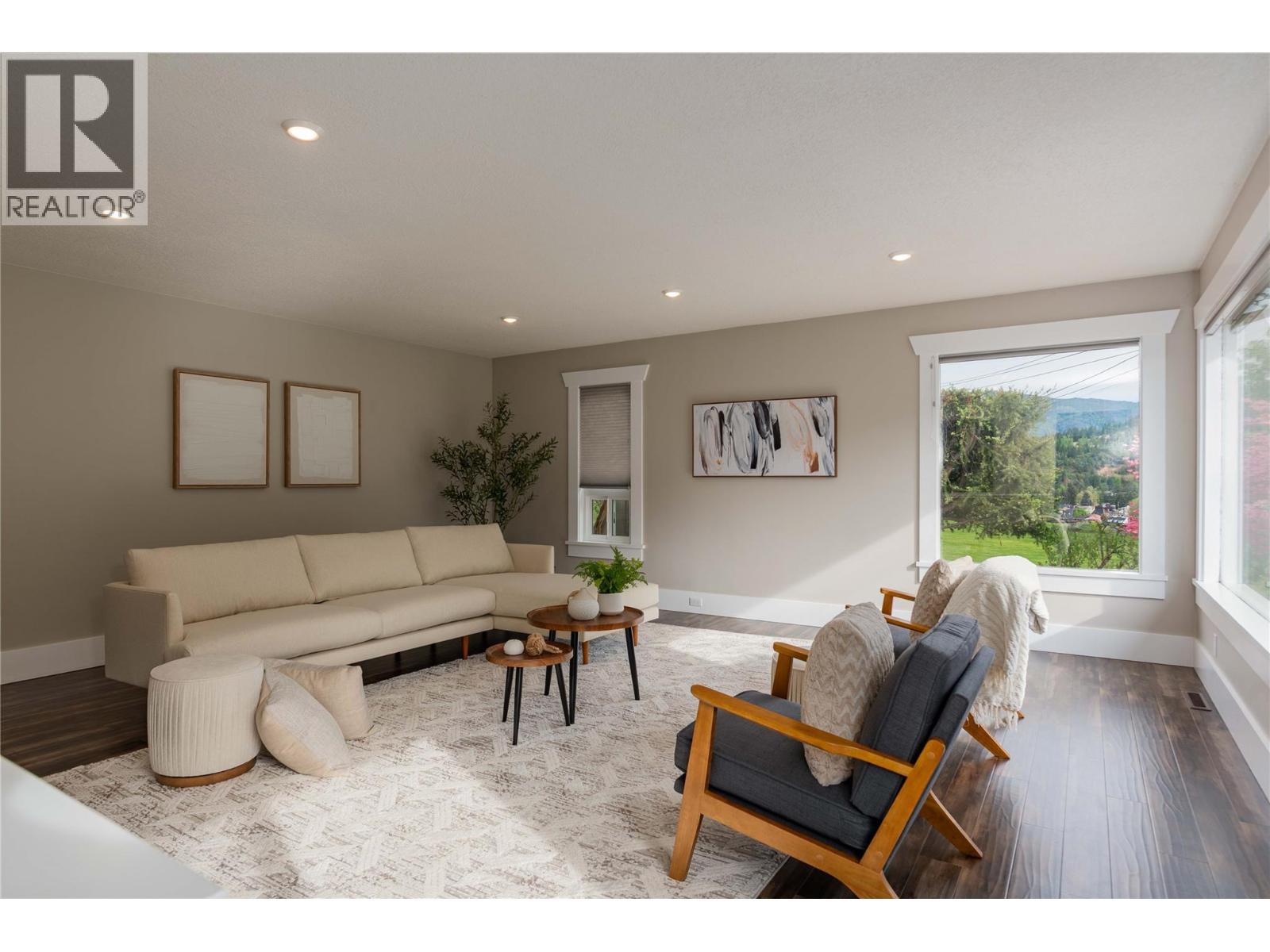 108 Ritchie Avenue, Trail