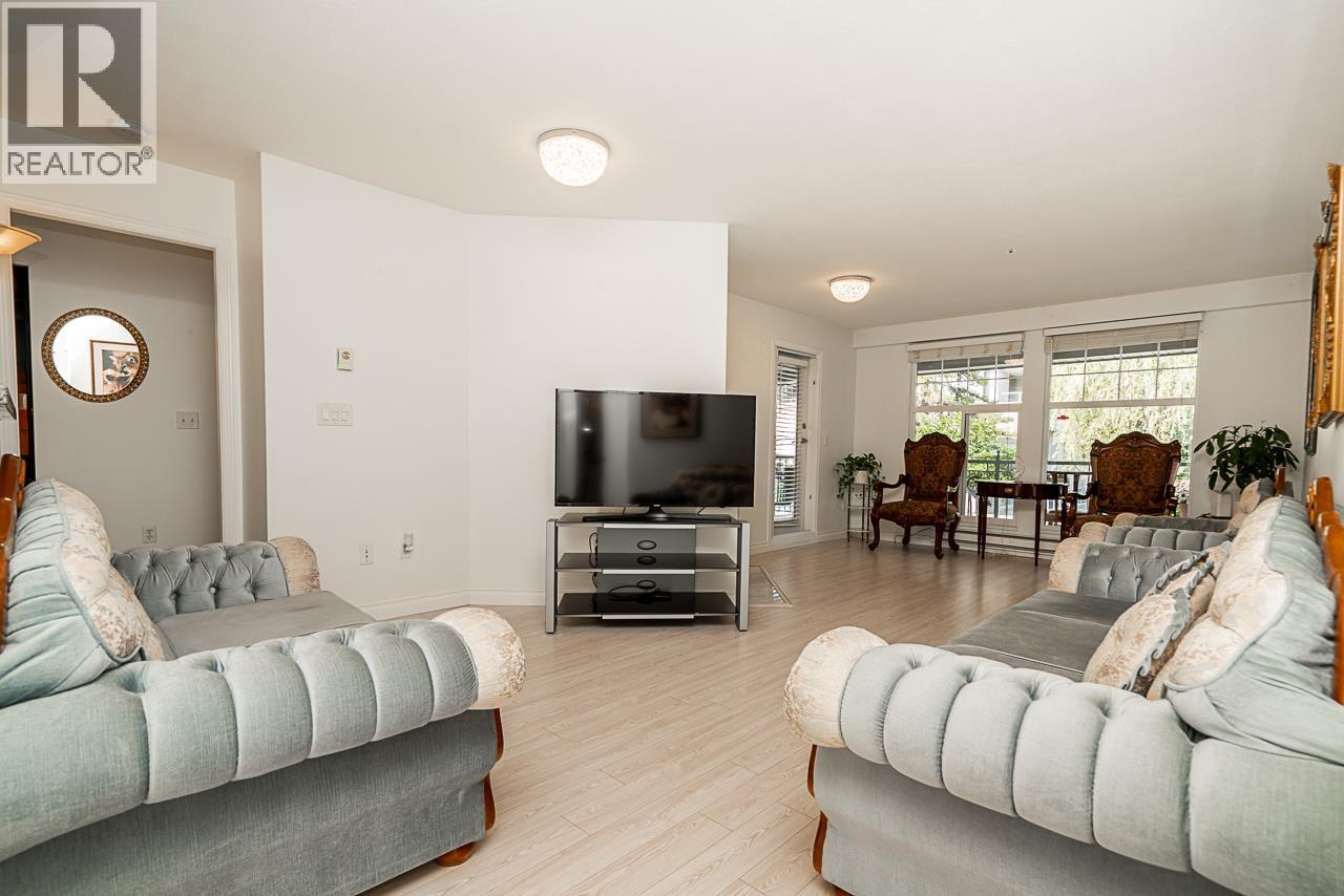 Photo 8 of 215 3075 Primrose Lane, Coquitlam BC