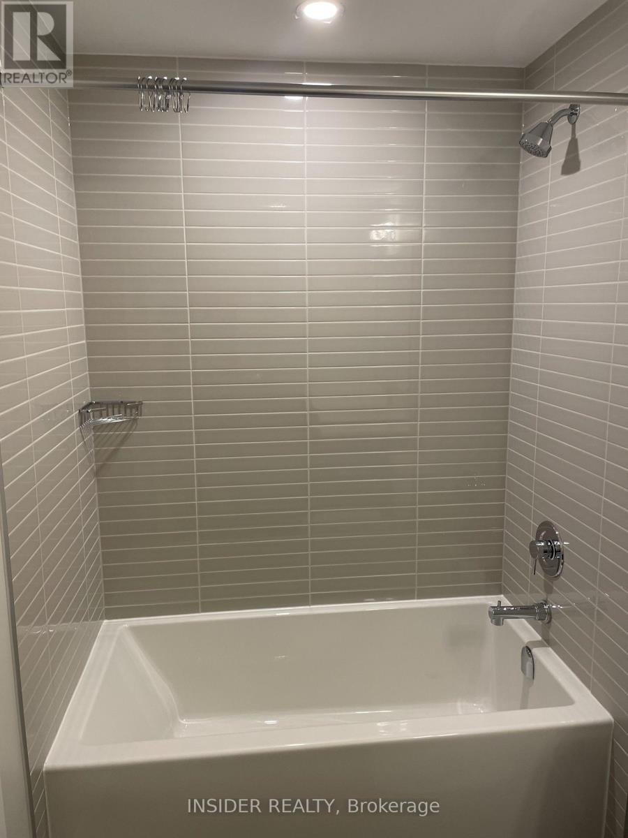 Photo 11 of 510 3200 William Coltson Avenue, Oakville ON