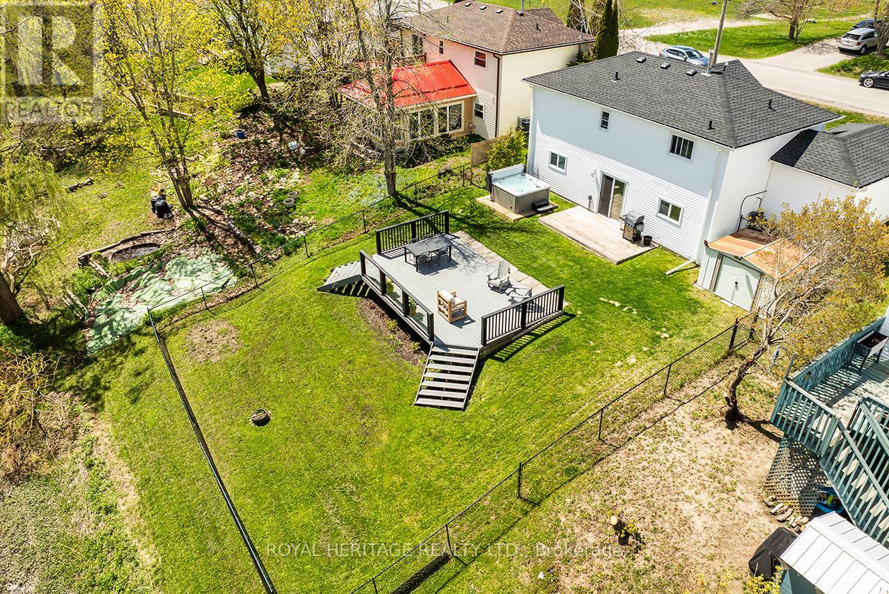 Photo 29 of 54 Champlain Boulevard, Kawartha Lakes ON