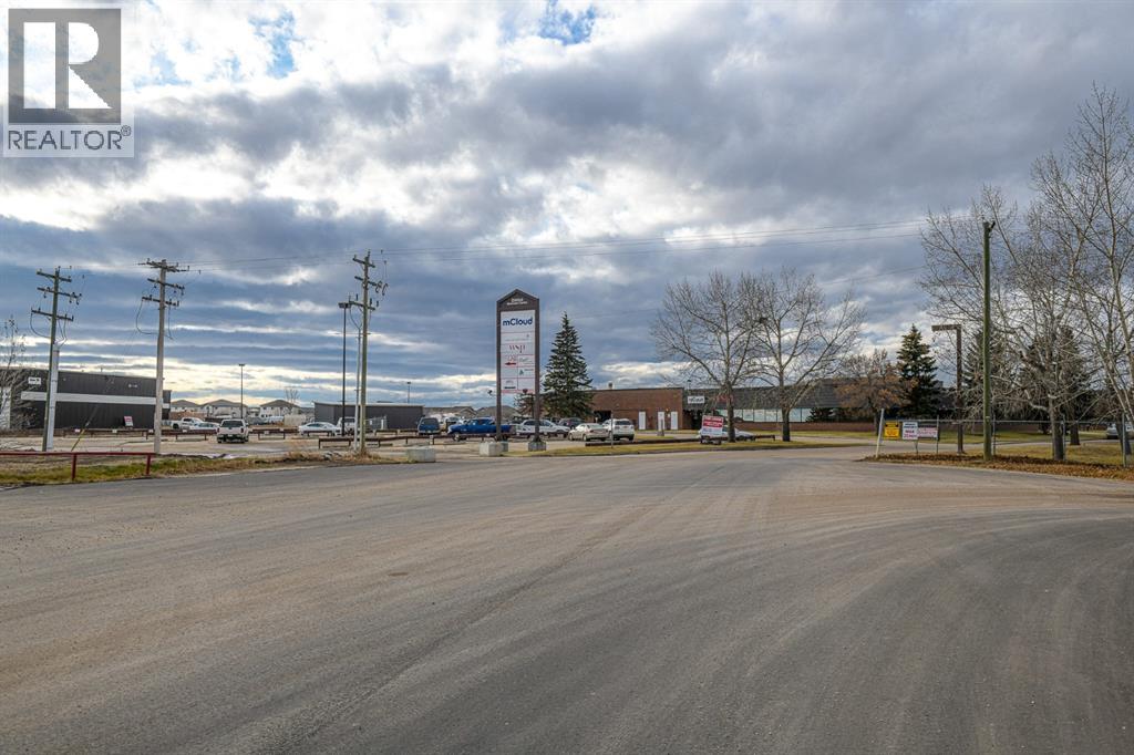 Photo 2 of 106 A 11039 78 Avenue, Grande Prairie AB