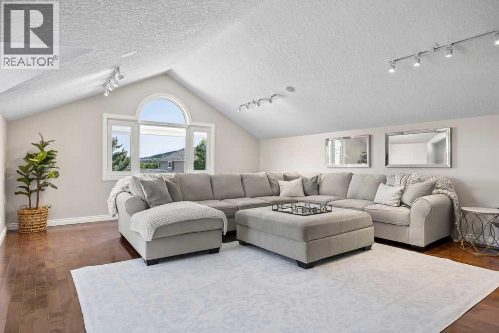 Photo 17 of 230 Bow Ridge Court, Cochrane AB