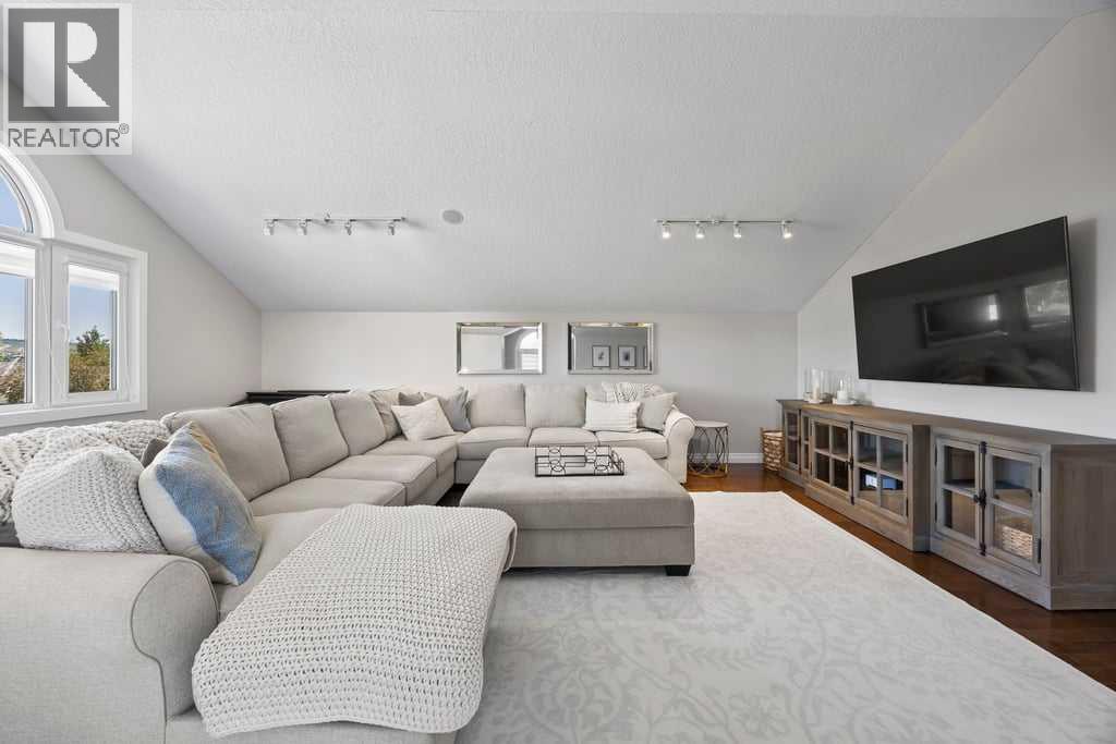 Photo 18 of 230 Bow Ridge Court, Cochrane AB