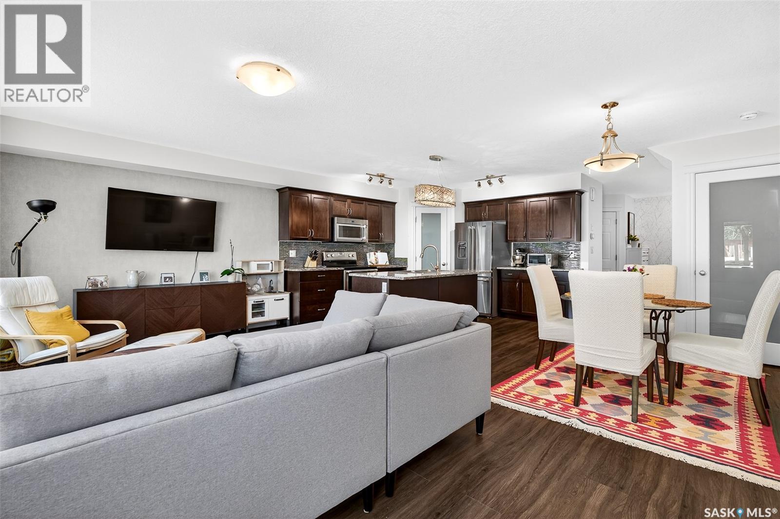 Photo 10 of 404 940 Bradley Street, Moose Jaw SK