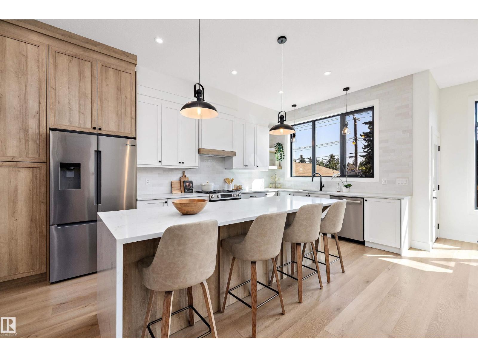 Photo 15 of 14711 88 Av Nw, Edmonton AB