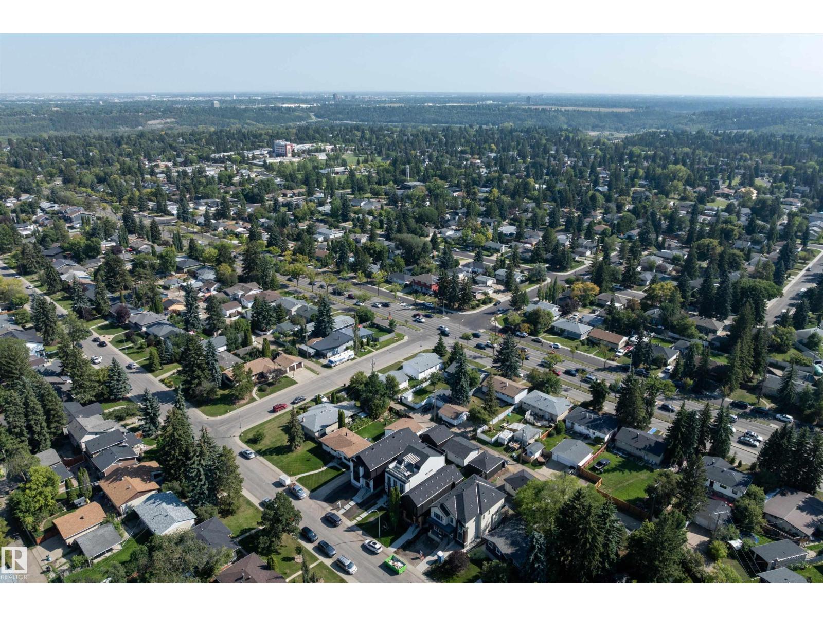 Photo 72 of 14711 88 Av Nw, Edmonton AB