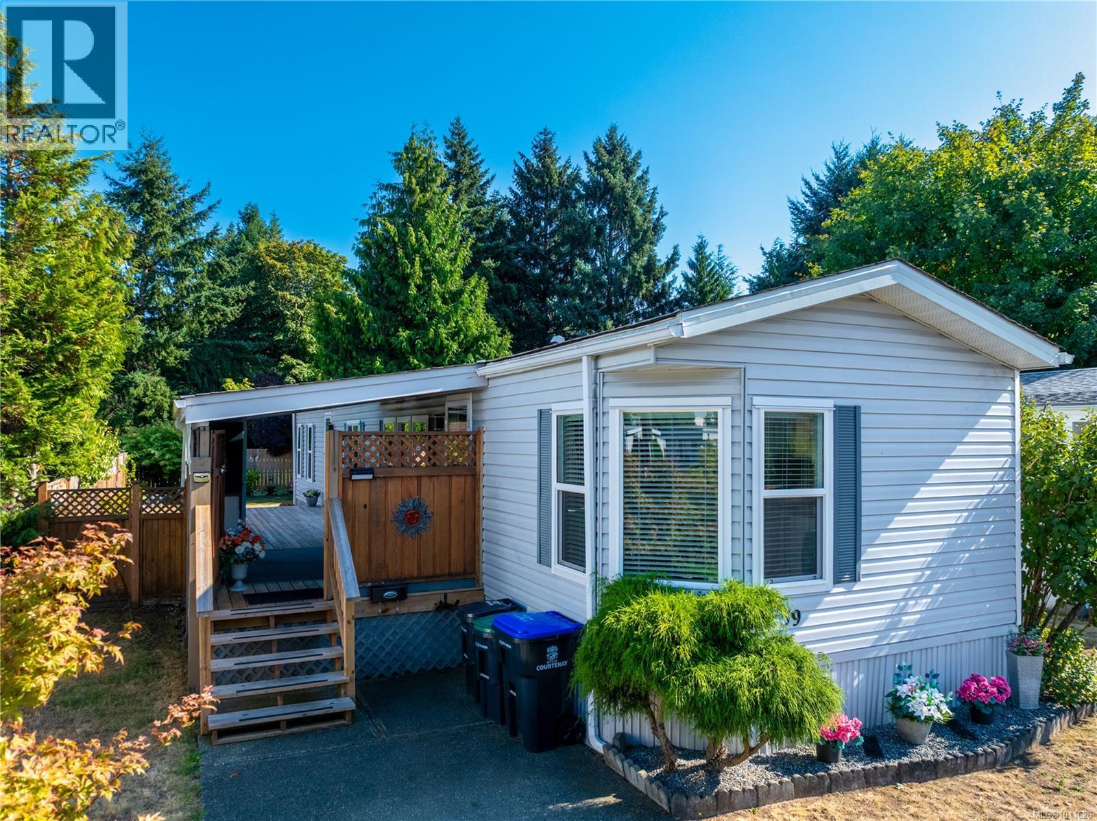 59 390 COWICHAN Ave, Courtenay