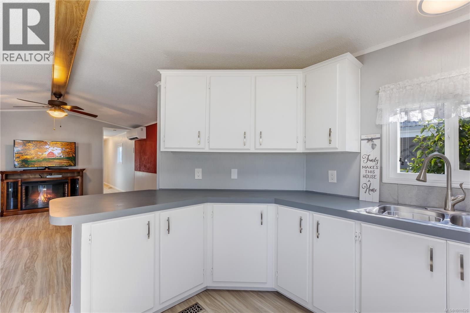 59 390 COWICHAN Ave, Courtenay