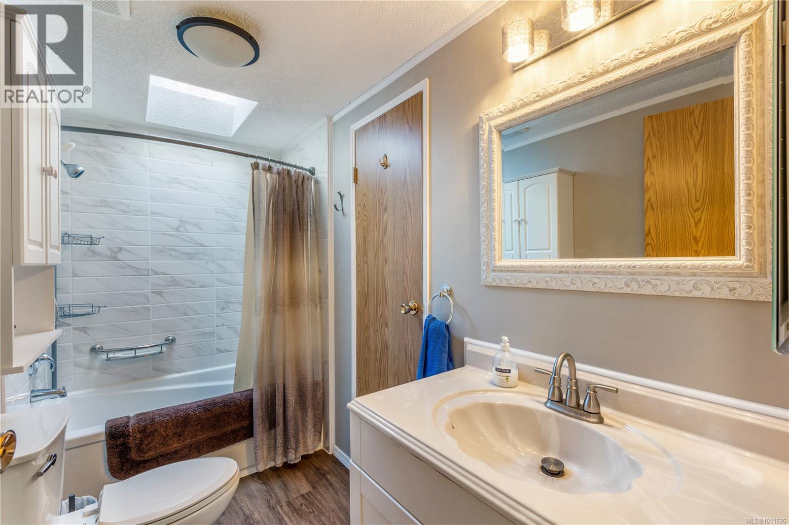 59 390 COWICHAN Ave, Courtenay