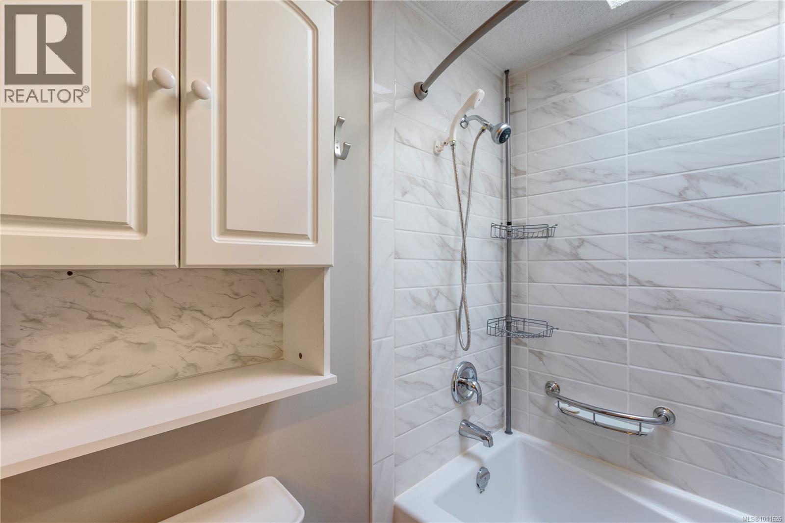 59 390 COWICHAN Ave, Courtenay