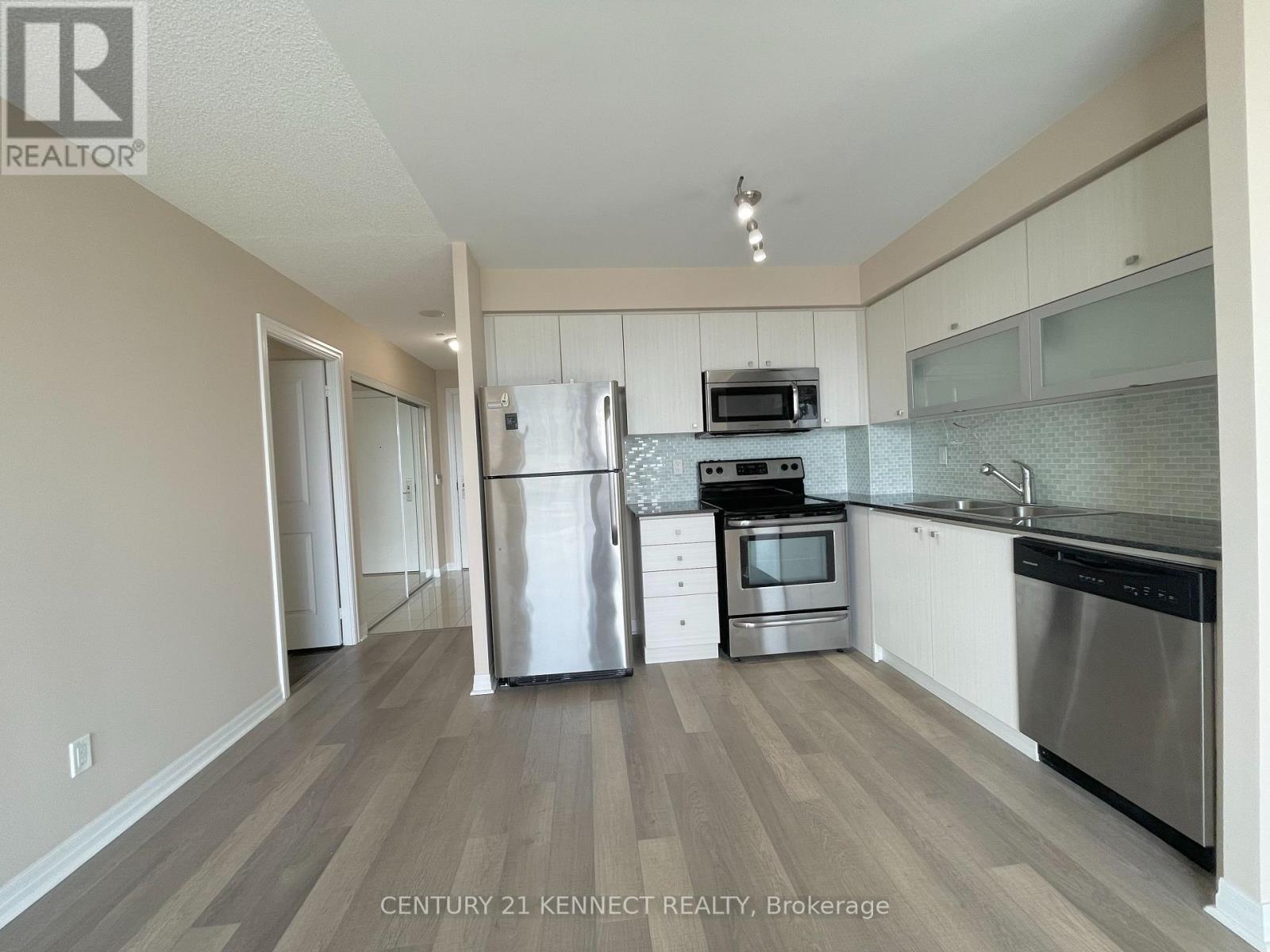 Photo 8 of 2306 275 Yorkland Road, Toronto ON