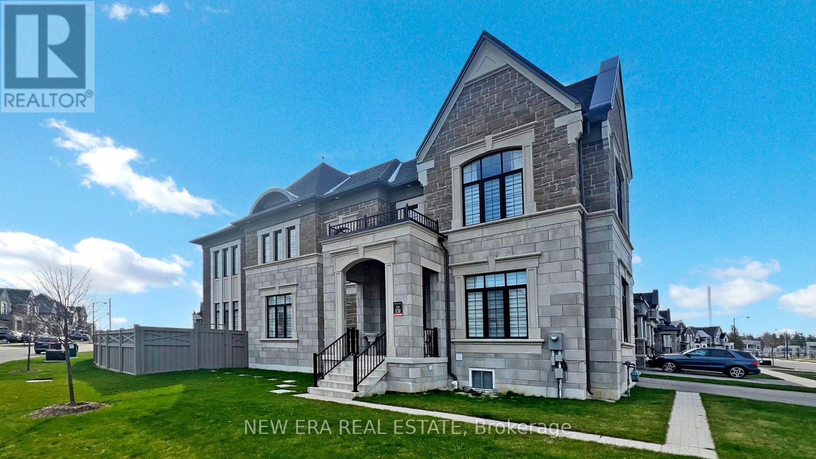 Photo 4 of 187 Purple Creek Road, Vaughan ON
