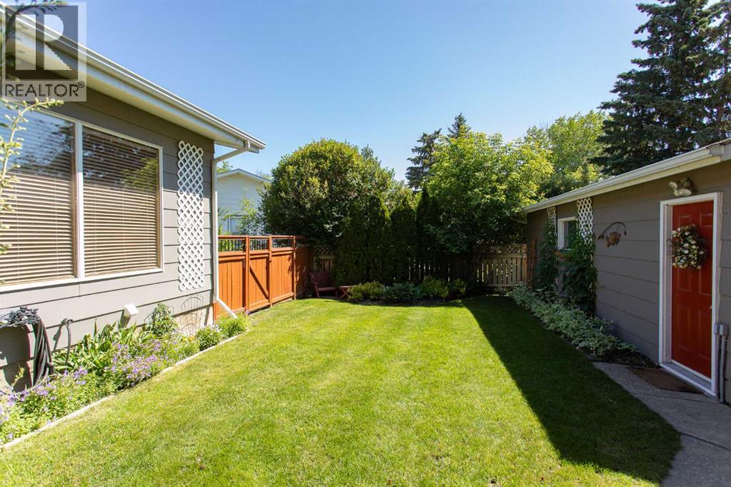 Photo 30 of 19 Oyen Crescent, Red Deer AB