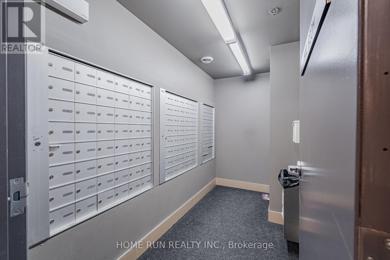 Photo 10 of 210 429 Kent Street, Ottawa ON