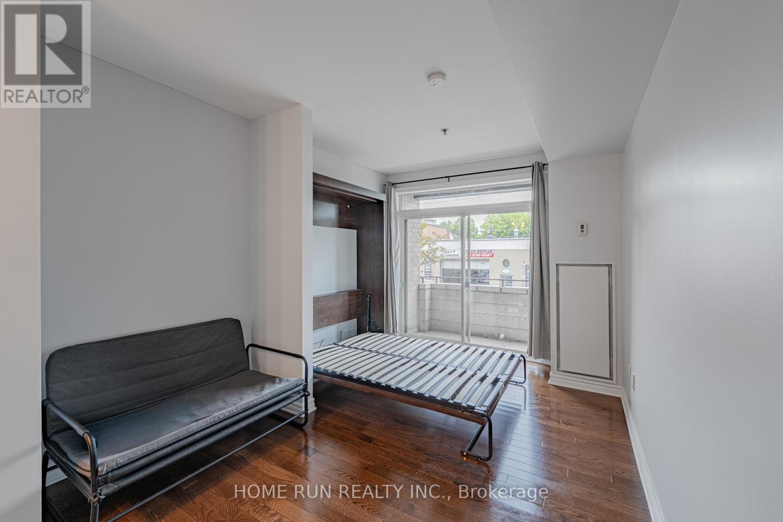 Photo 28 of 210 429 Kent Street, Ottawa ON