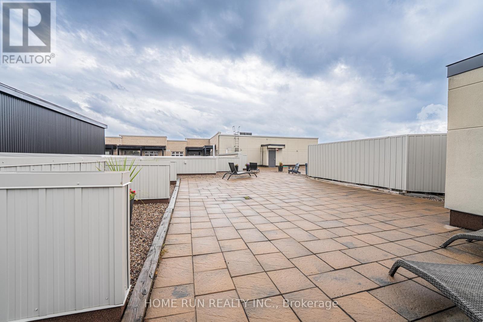Photo 34 of 210 429 Kent Street, Ottawa ON