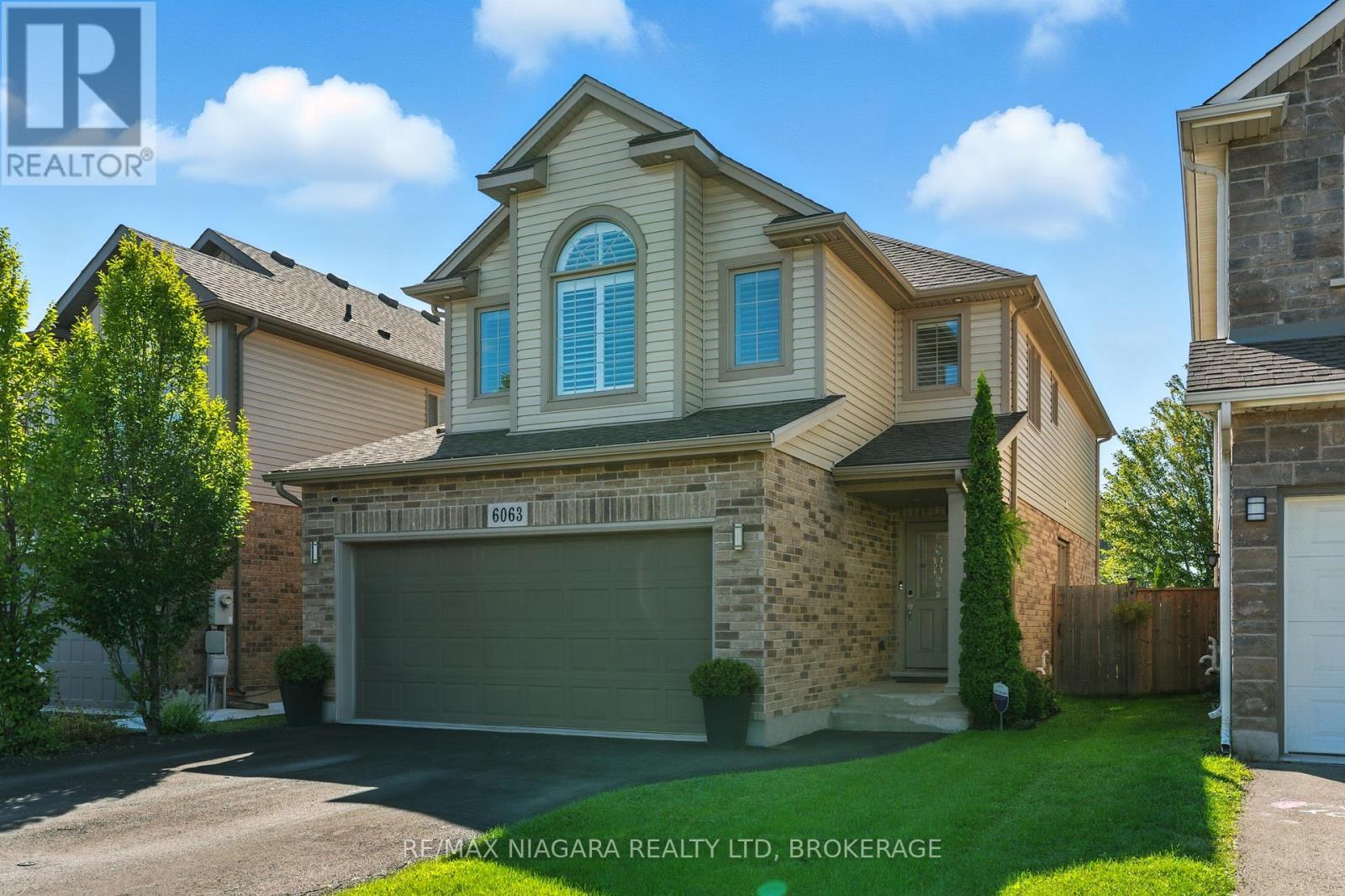 Photo 1 of 6063 Fausta Boulevard, Niagara Falls ON