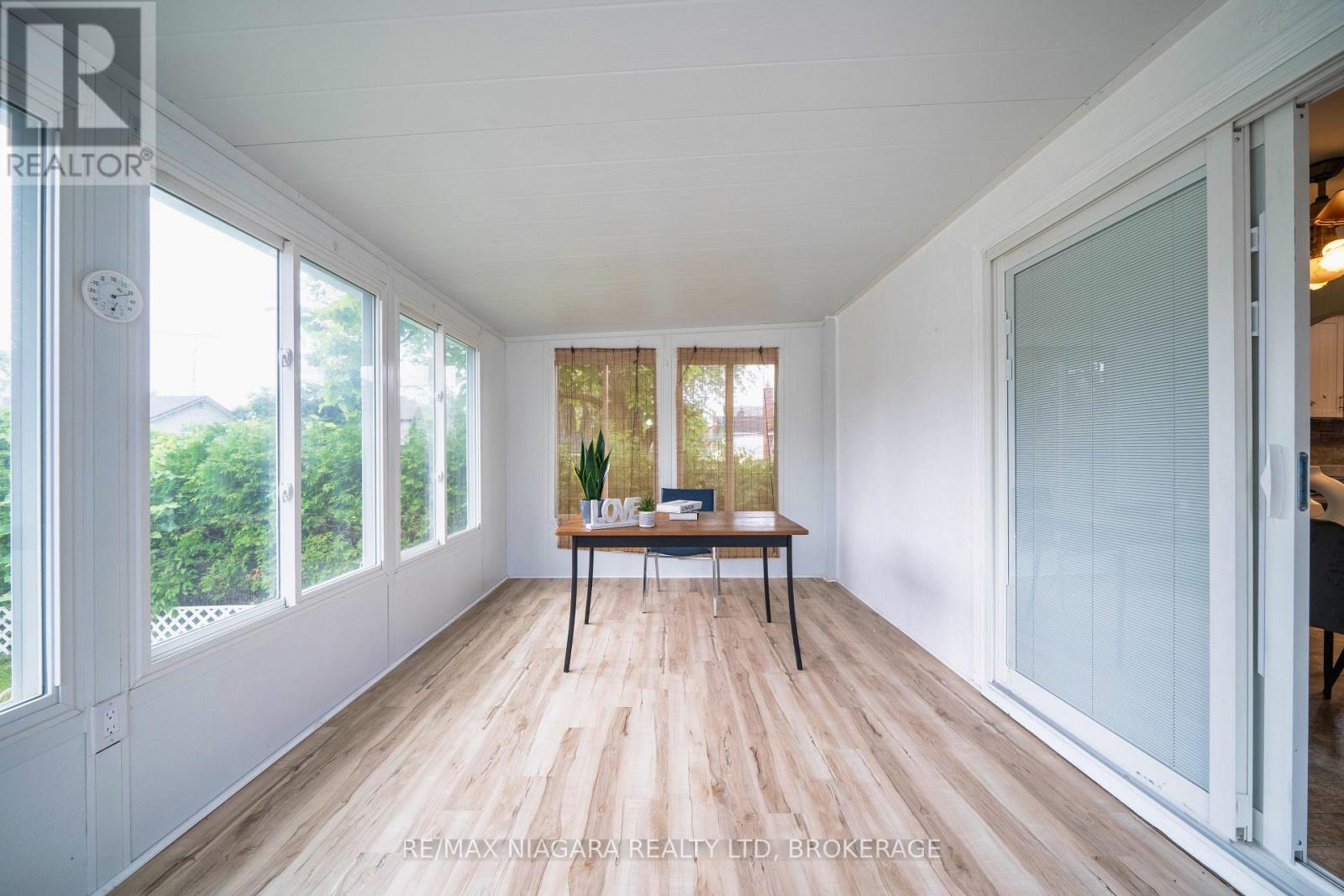 Photo 26 of 28 Bridge Street, St Catharines ON
