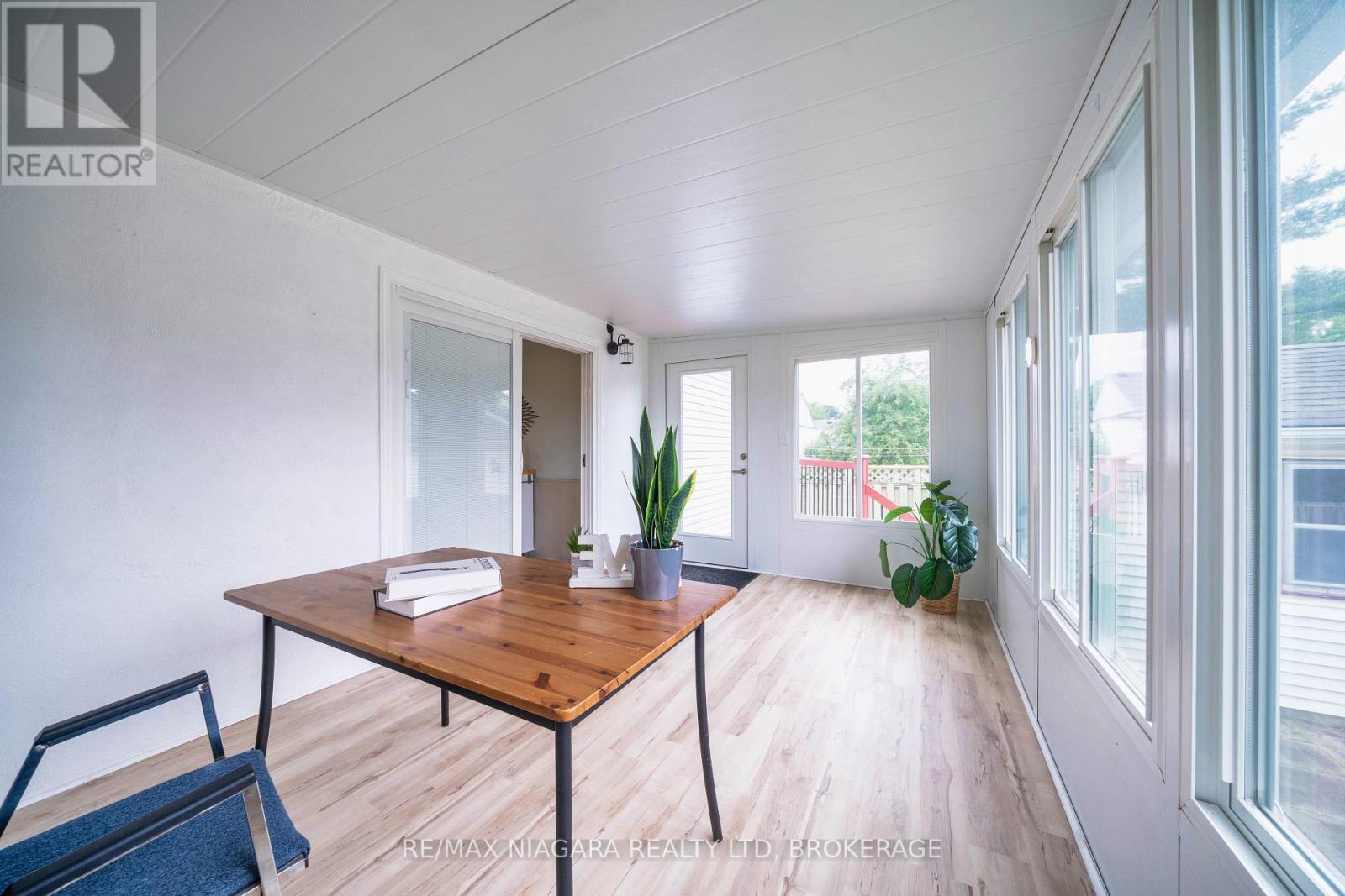 Photo 27 of 28 Bridge Street, St Catharines ON