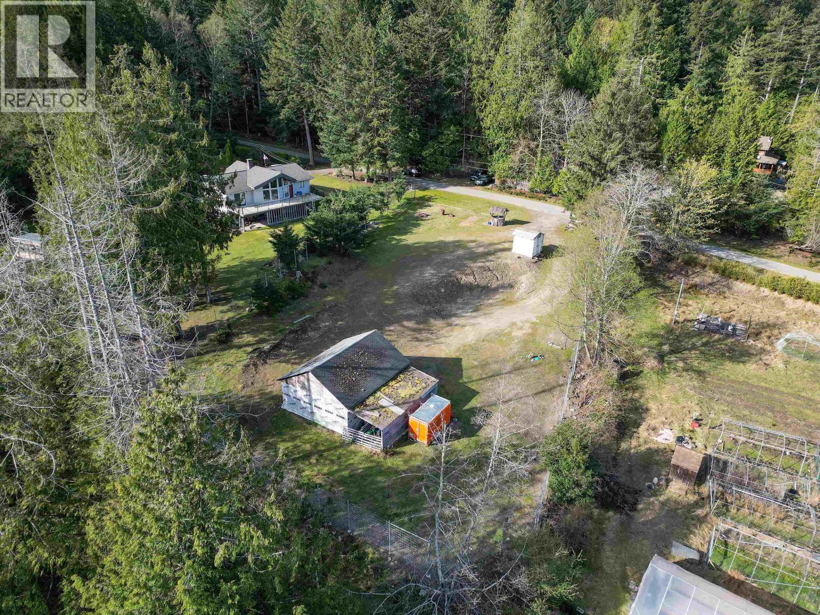 510 WHALEN ROAD, Mayne Island