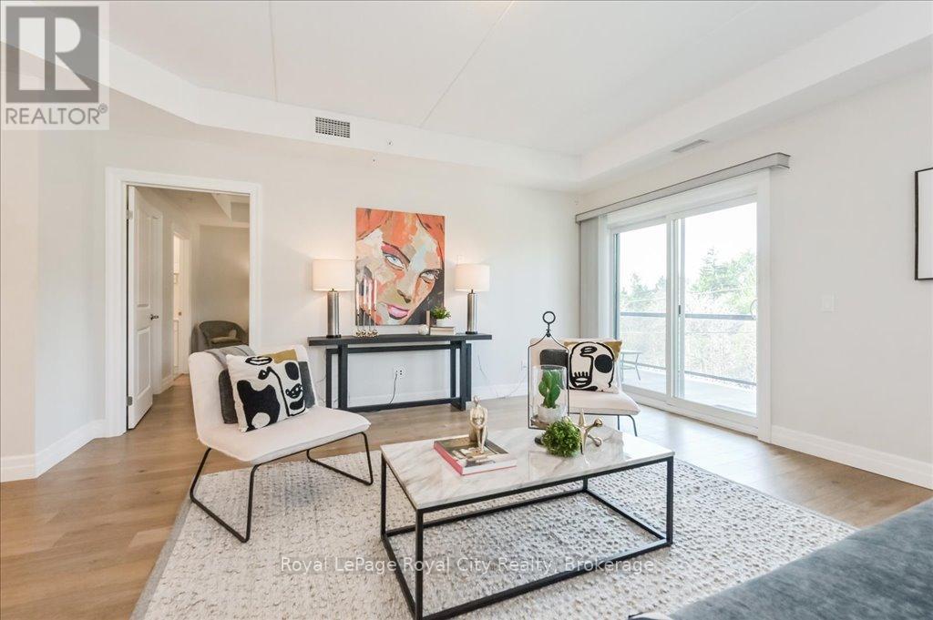 Photo 18 of 103 19 Stumpf Street, Centre Wellington ON