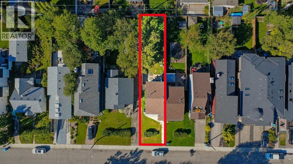 Photo 25 of 432 25 Avenue Ne, Calgary AB