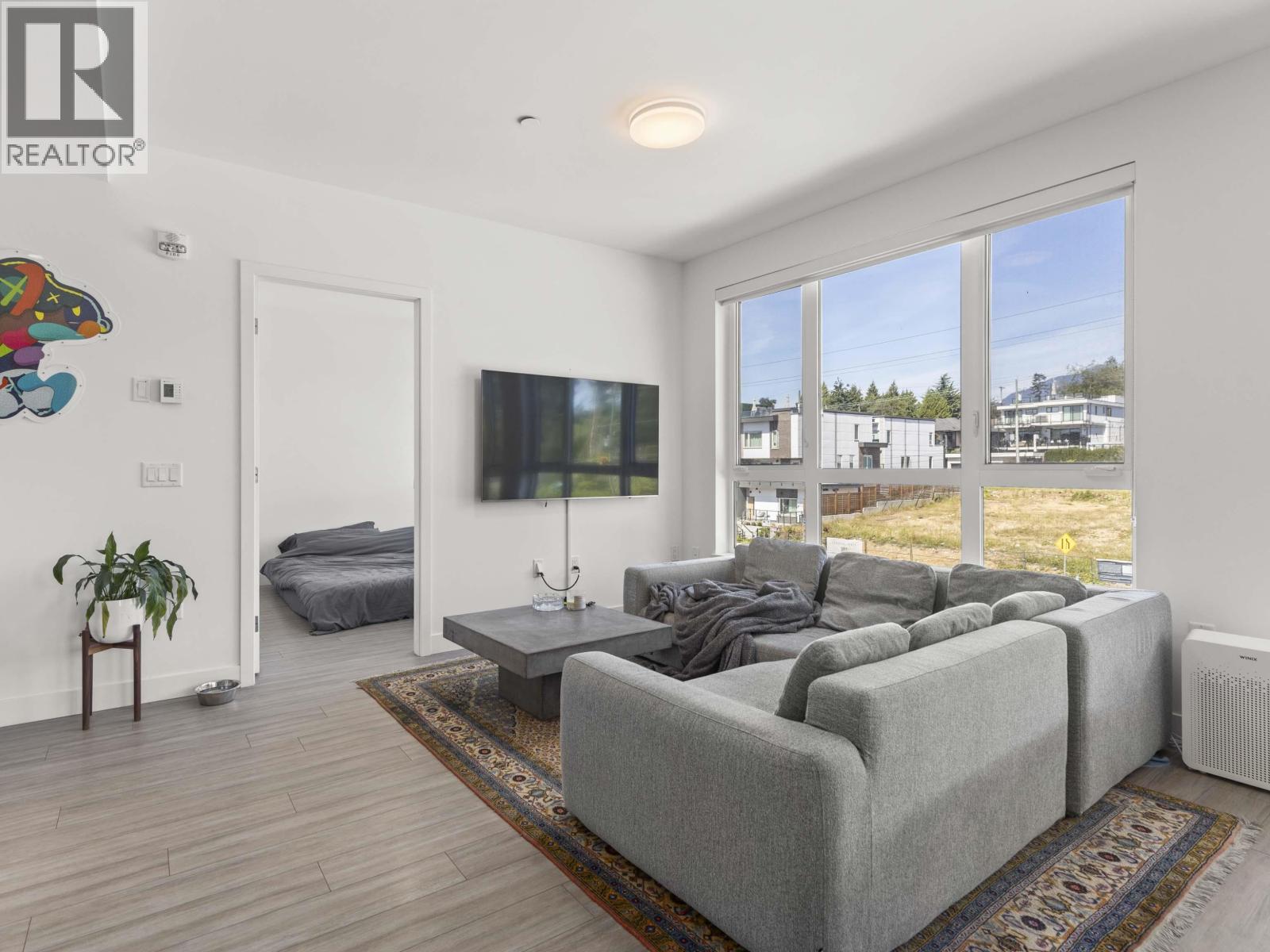 Photo 3 of 312 747 E 3rd Street, North Vancouver BC