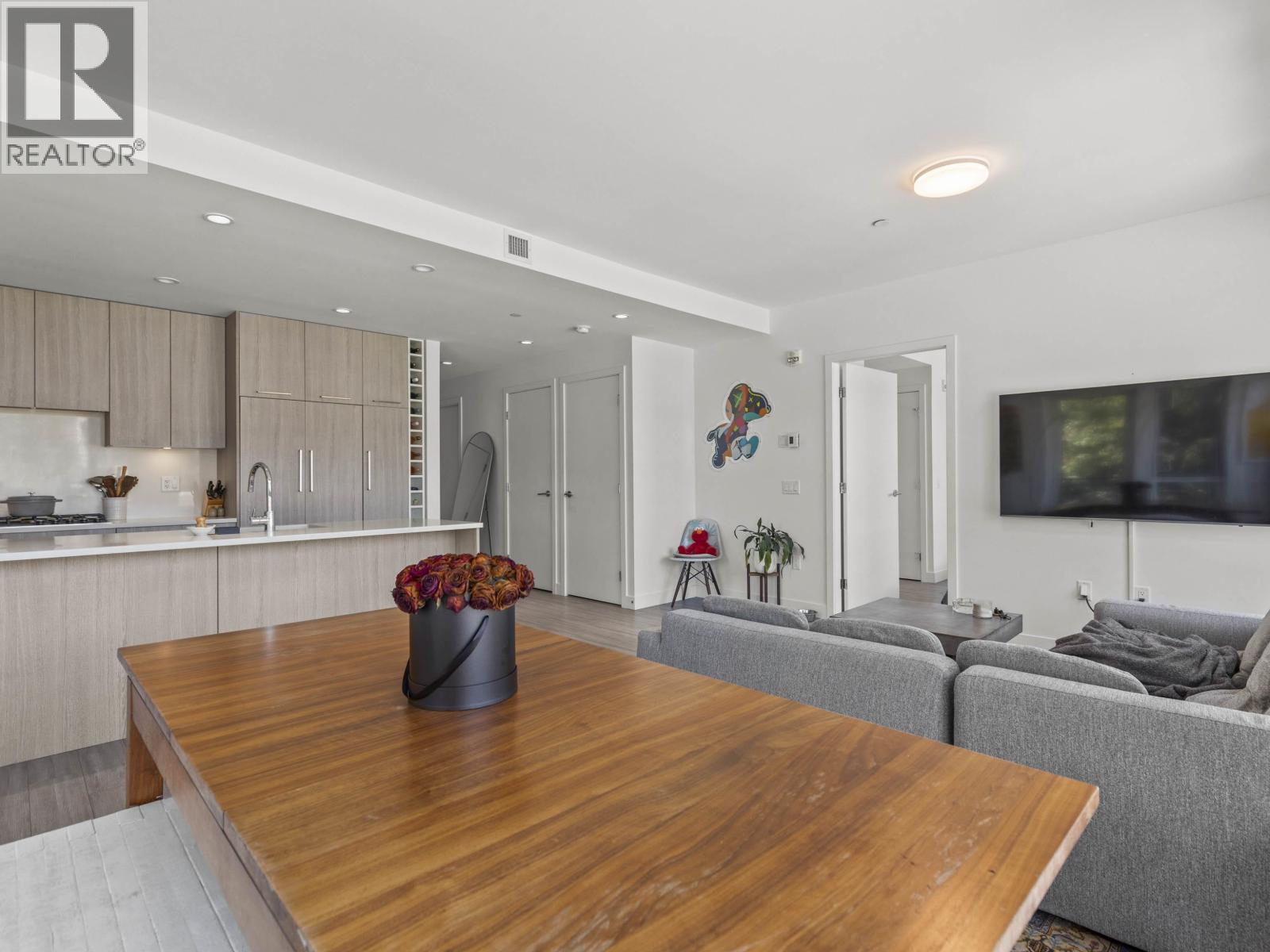 Photo 9 of 312 747 E 3rd Street, North Vancouver BC