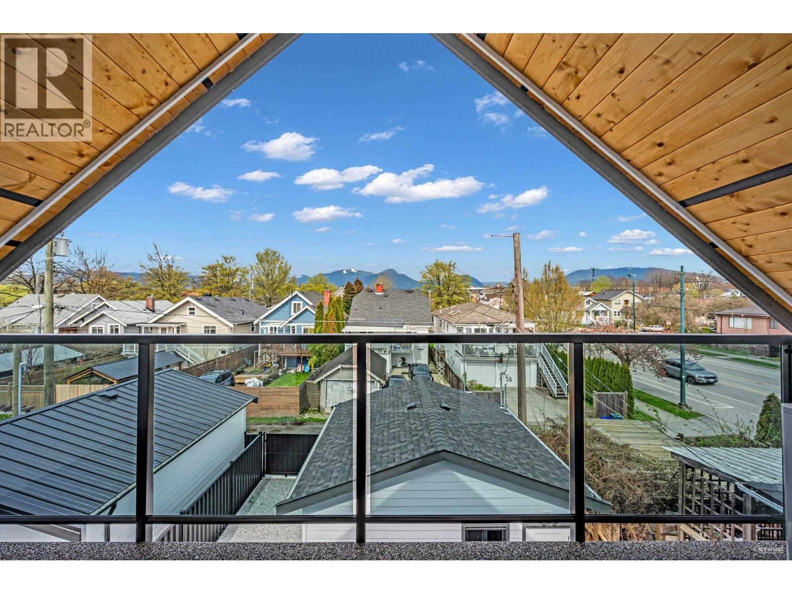 Photo 23 of 2369 Adanac Street, Vancouver BC
