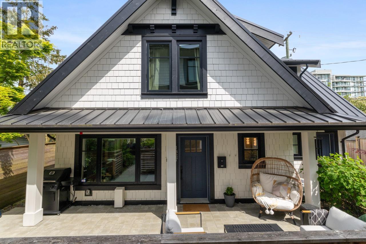 1827 W 15TH AVENUE, Vancouver