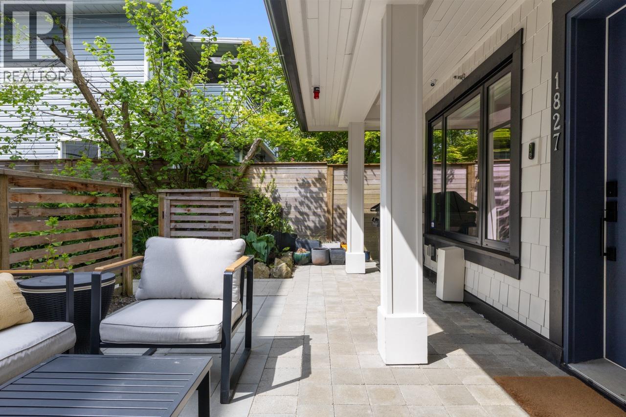 1827 W 15TH AVENUE, Vancouver