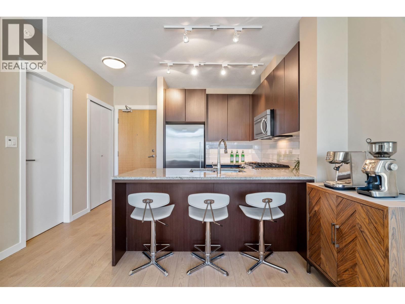 Photo 13 of 408 135 W 2nd Street, North Vancouver BC
