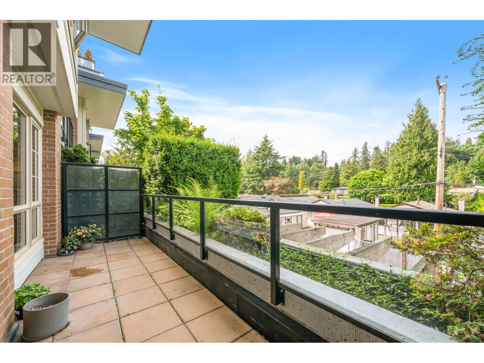 Photo 6 of 215 1330 Marine Drive, North Vancouver BC