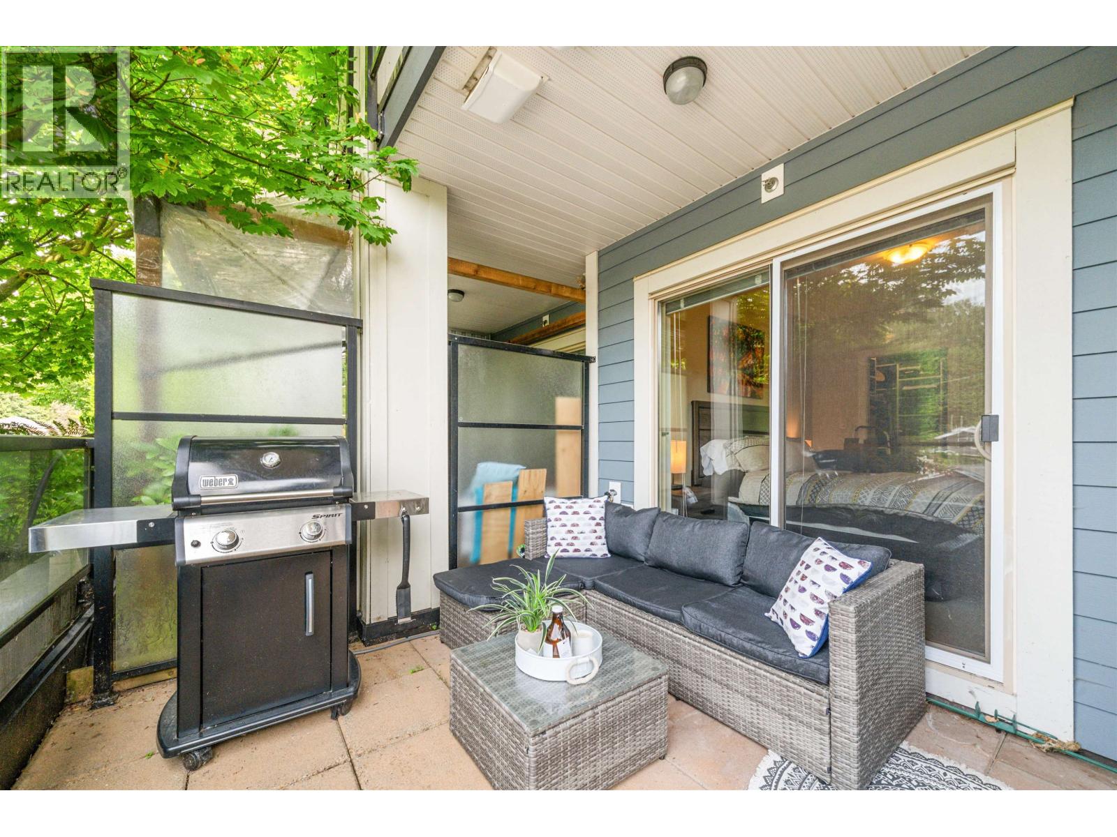 Photo 7 of 215 1330 Marine Drive, North Vancouver BC