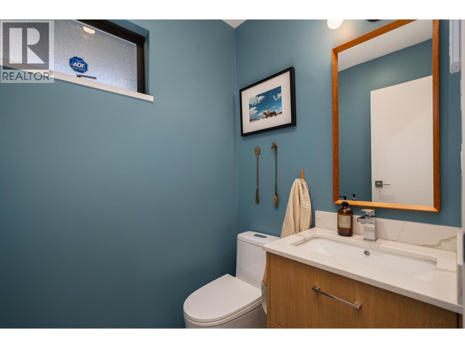 Photo 6 of 2018 Chesterfield Avenue, North Vancouver BC