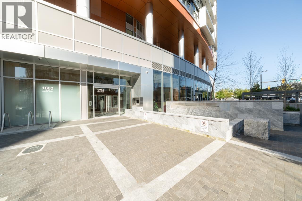 Photo 21 of 1517 1768 Cook Street, Vancouver BC