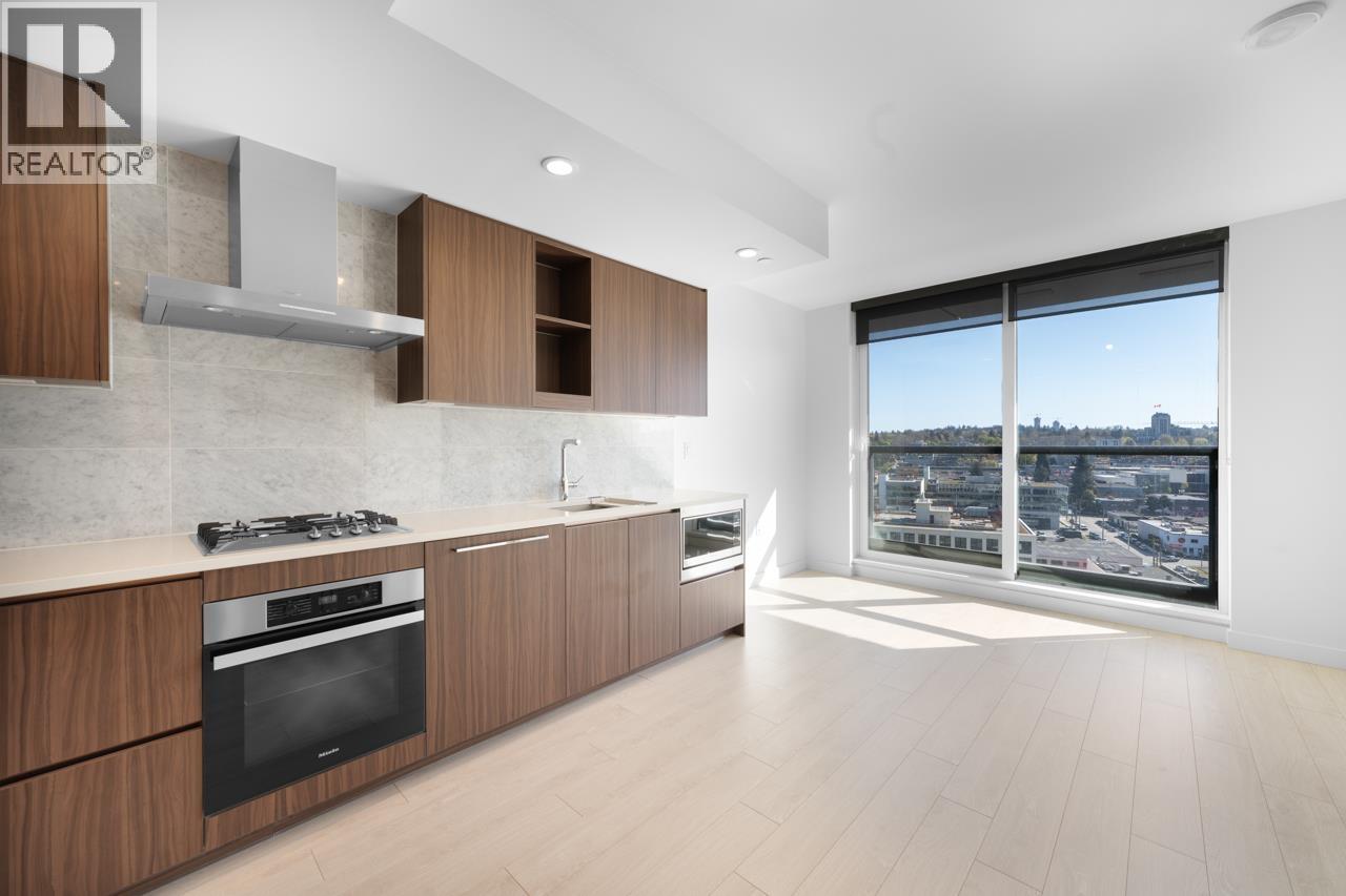 Photo 4 of 1517 1768 Cook Street, Vancouver BC
