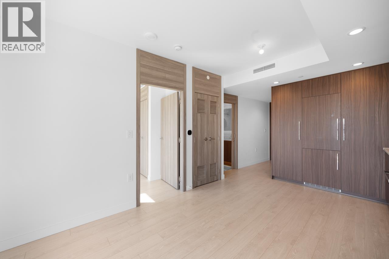 Photo 7 of 1517 1768 Cook Street, Vancouver BC