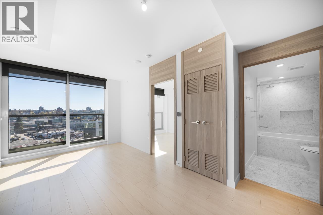 Photo 8 of 1517 1768 Cook Street, Vancouver BC