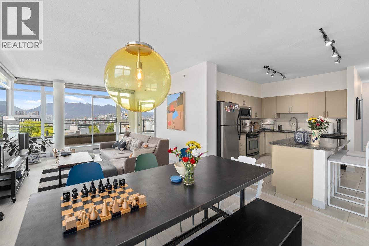 Photo 10 of 505 2520 Manitoba Street, Vancouver BC