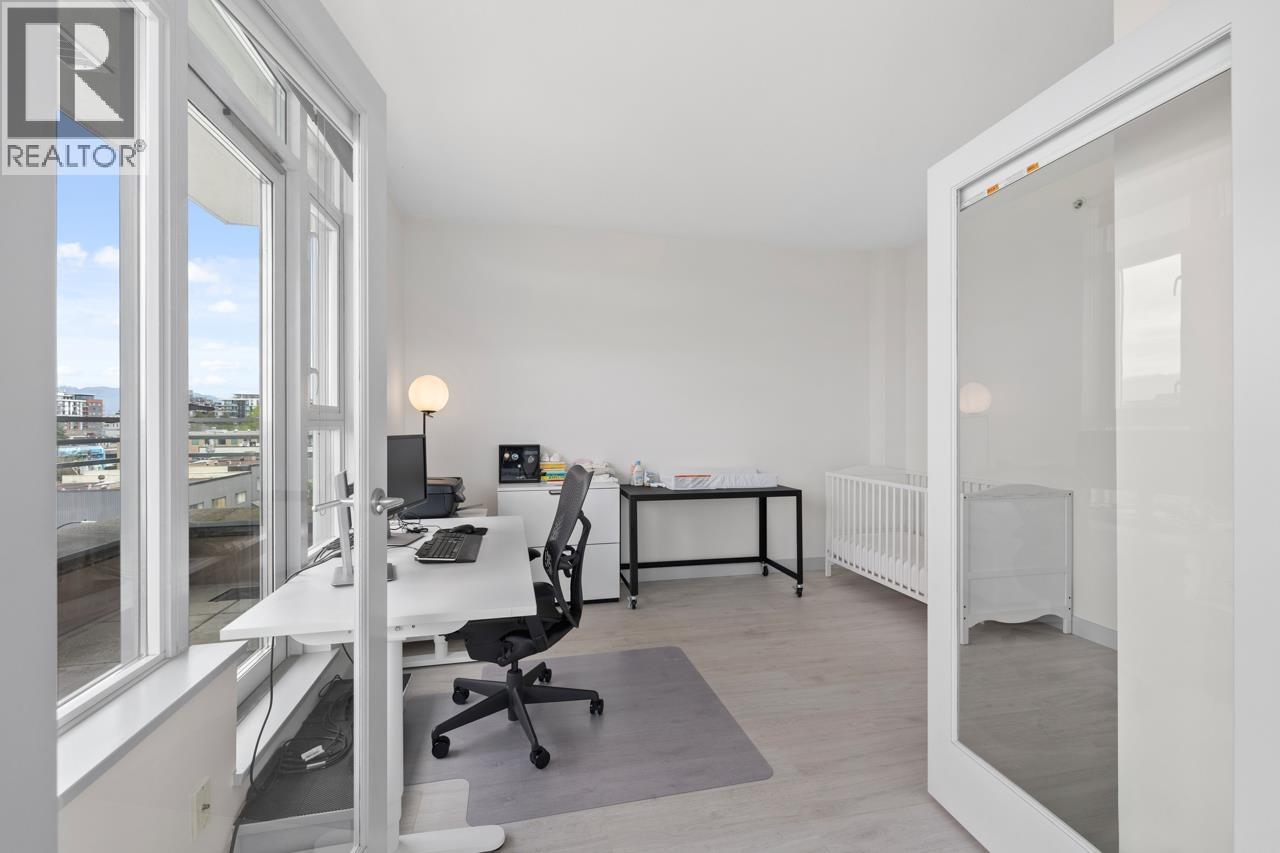 Photo 7 of 505 2520 Manitoba Street, Vancouver BC