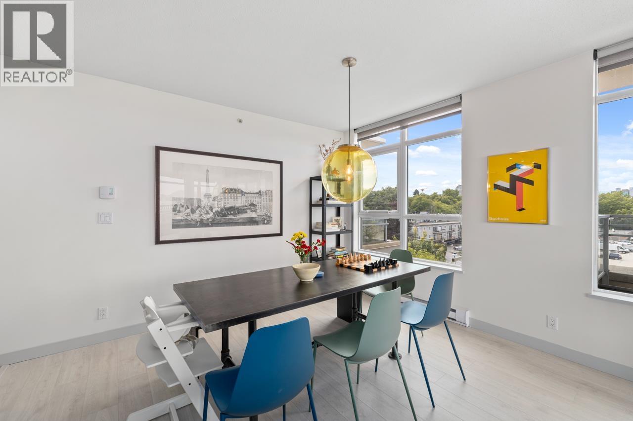 Photo 9 of 505 2520 Manitoba Street, Vancouver BC