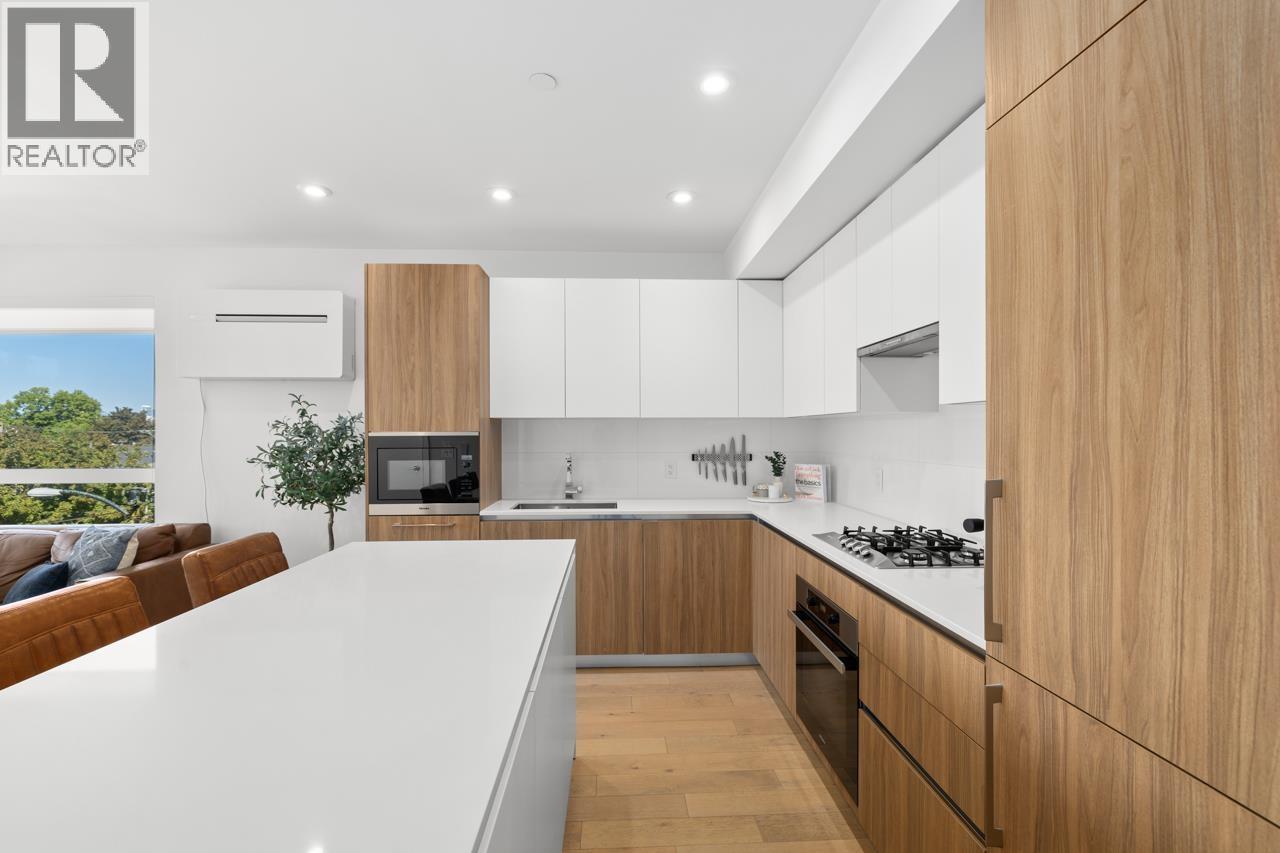 Photo 13 of 306 209 E 20th Avenue, Vancouver BC
