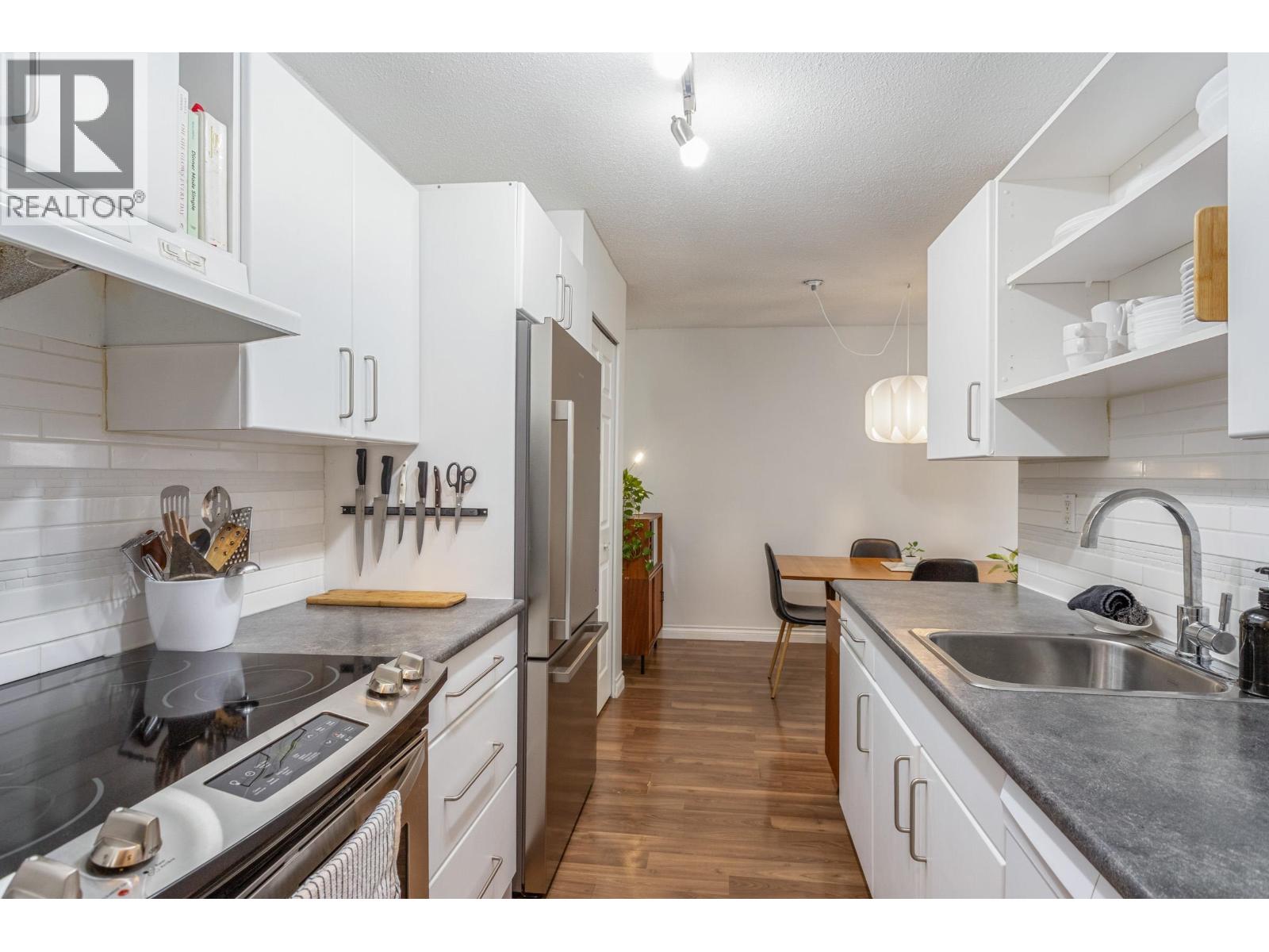 Photo 10 of 304 195 Mary Street, Port Moody BC