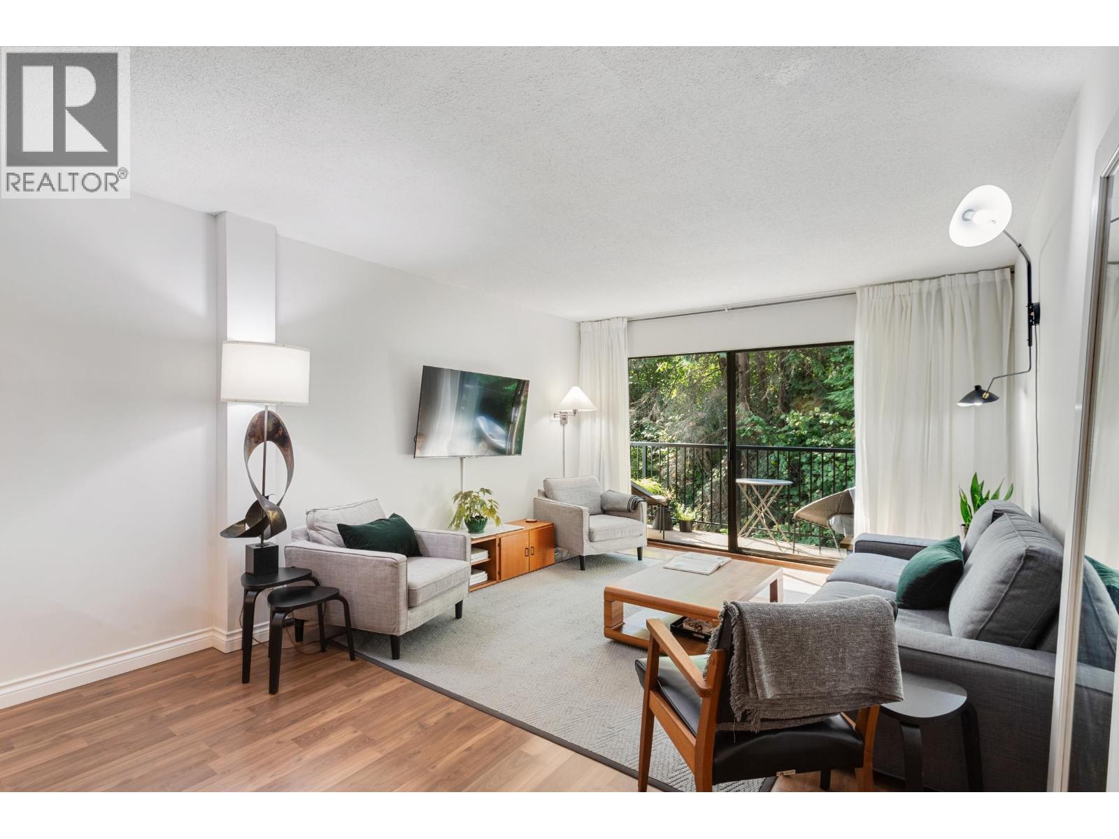 Photo 2 of 304 195 Mary Street, Port Moody BC