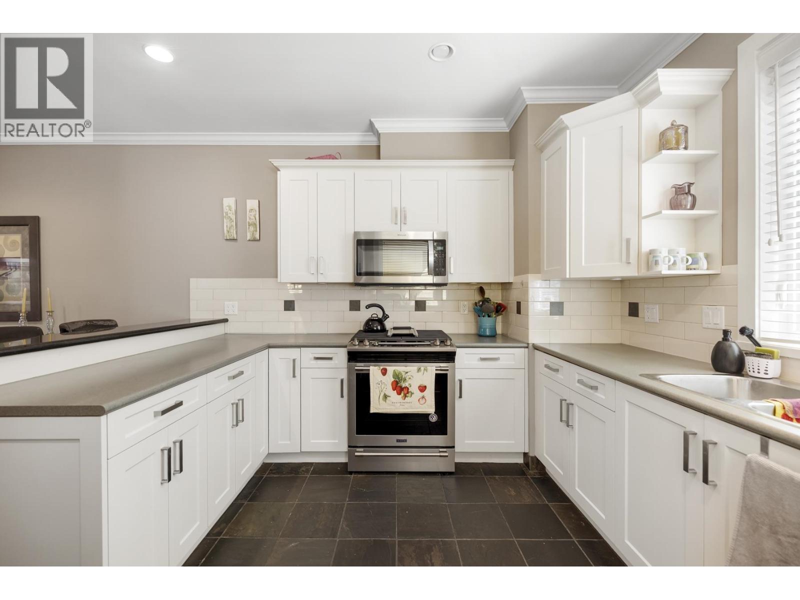 #3-4729 GARRY Street, Delta