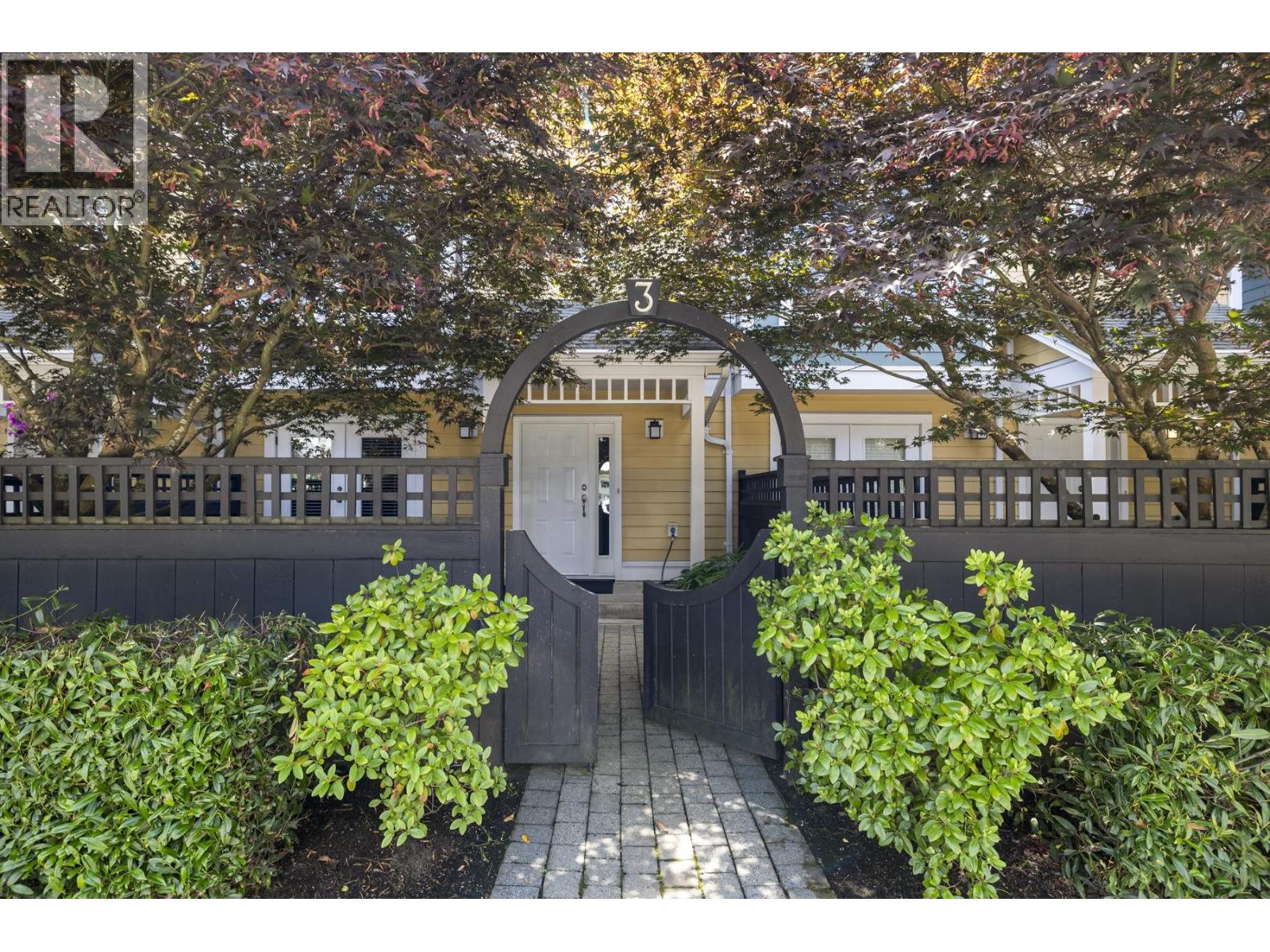 #3-4729 GARRY Street, Delta