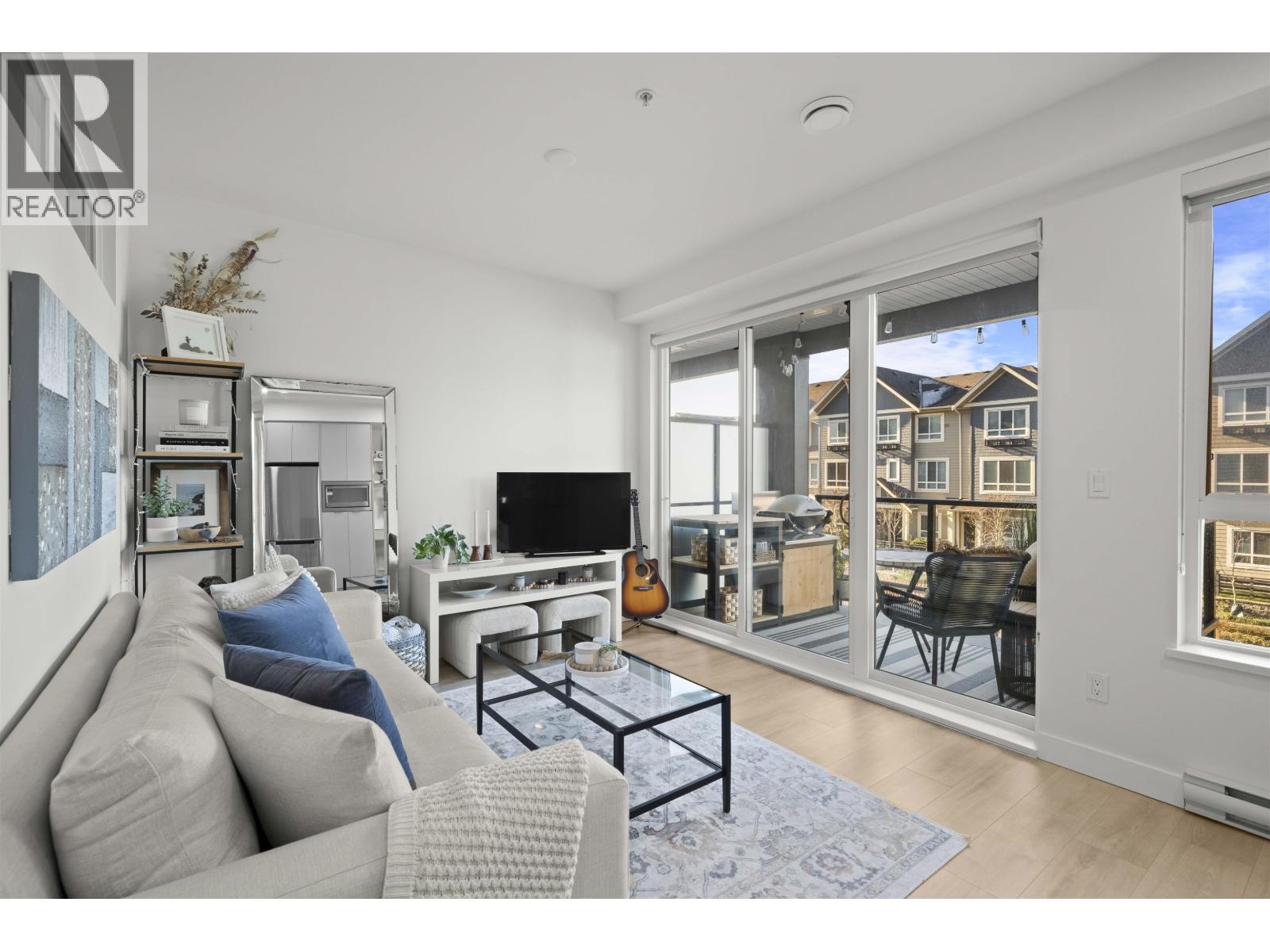 211 1792 STARLING DRIVE, Tsawwassen