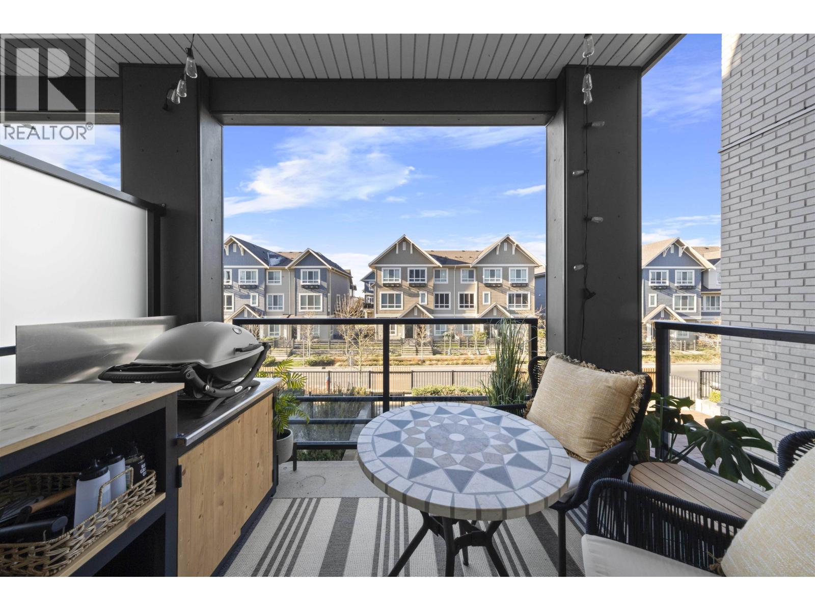 211 1792 STARLING DRIVE, Tsawwassen