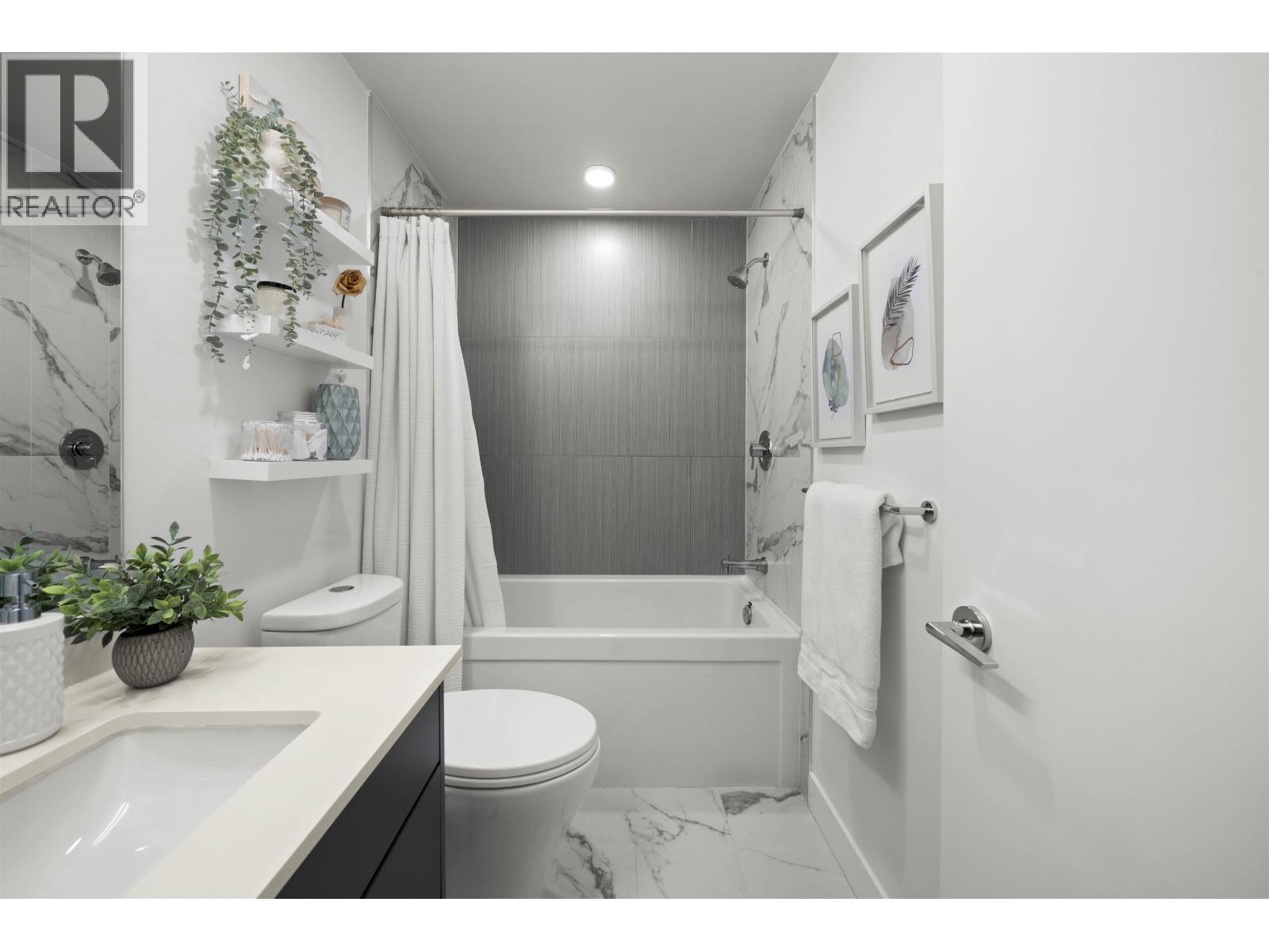 211 1792 STARLING DRIVE, Tsawwassen